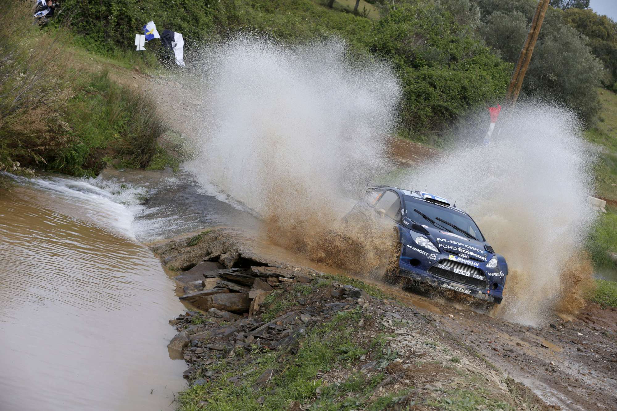 Portekiz’de Hirvonen Lider