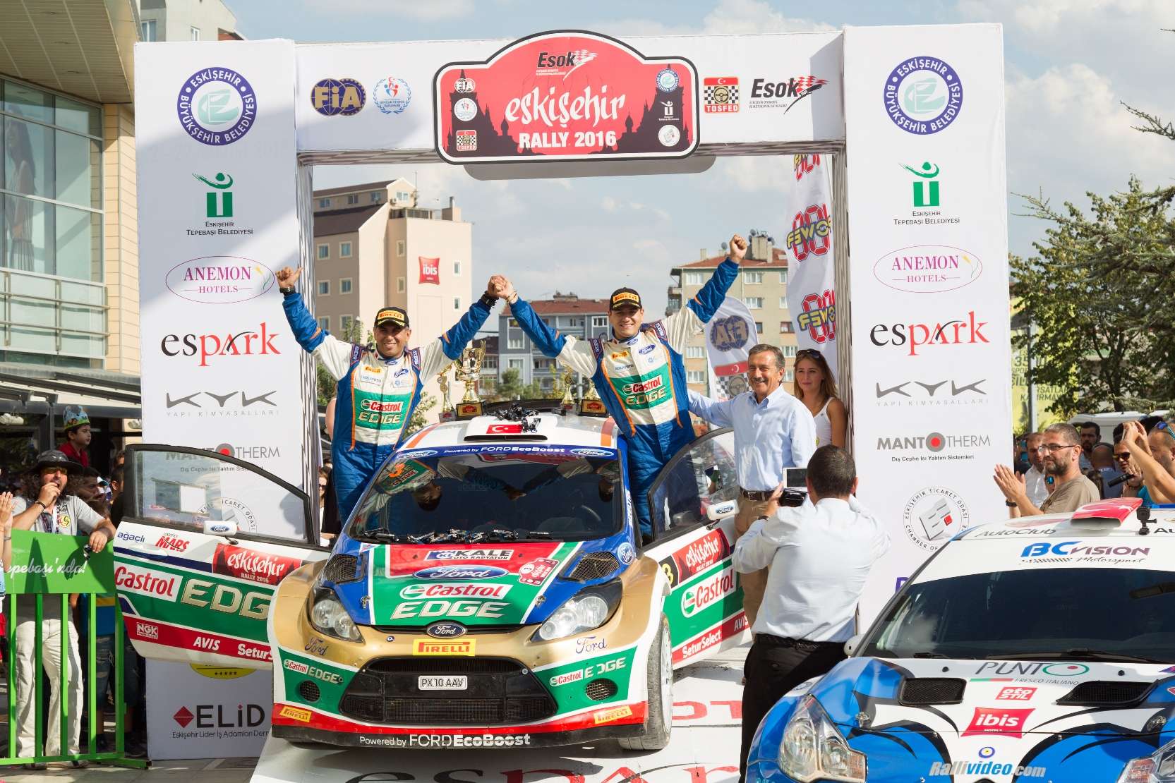 Castrol Ford Team Türkiye, Takımlar Şampiyonasında Farkı Açtı!