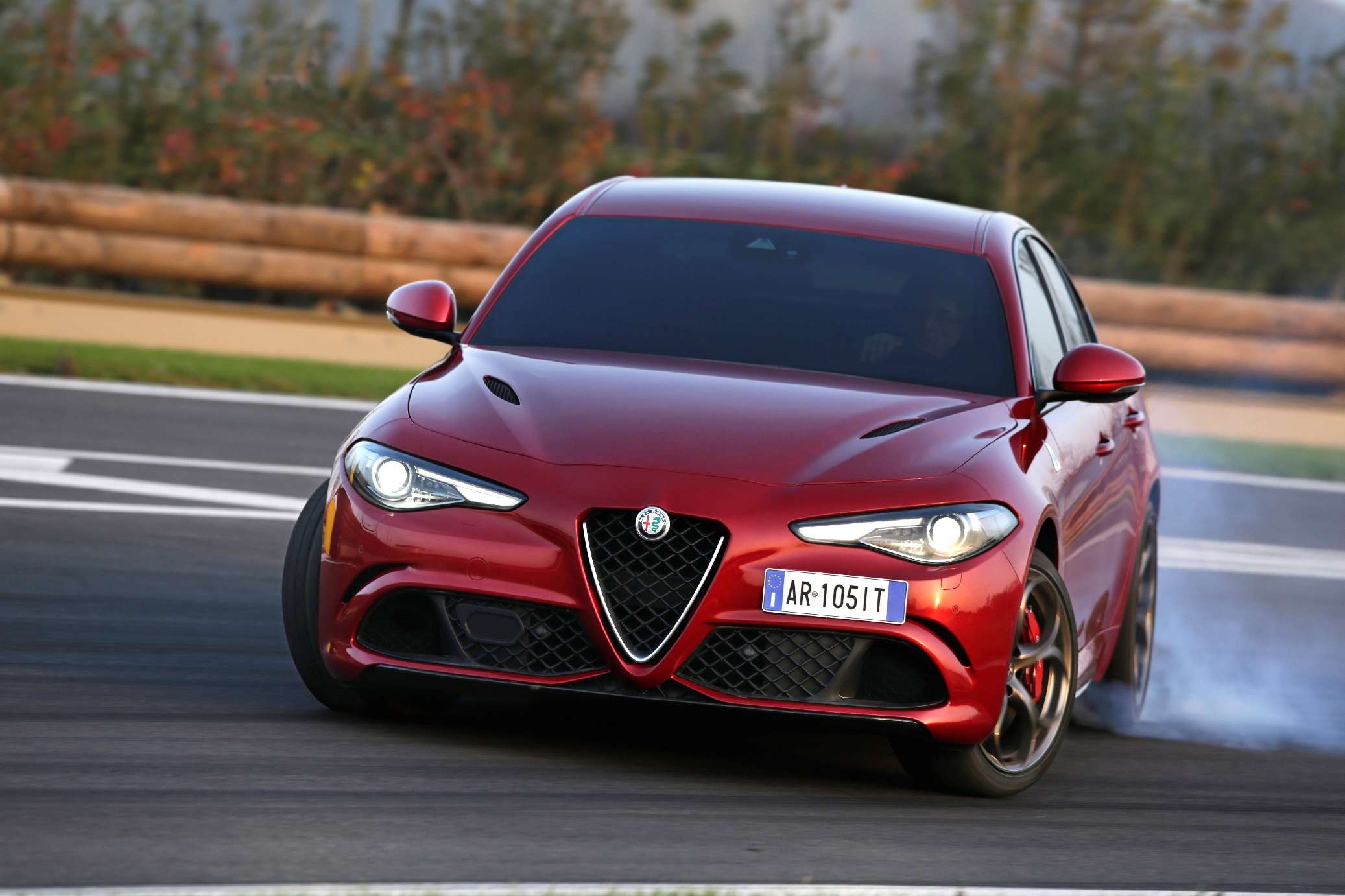 2016 Yılının En Güzel Otomobili Alfa Romeo Giulia
