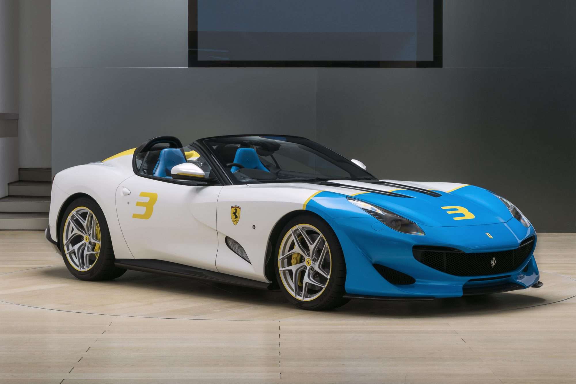 Ferrari’den 780 HP’lik Roadster!﻿