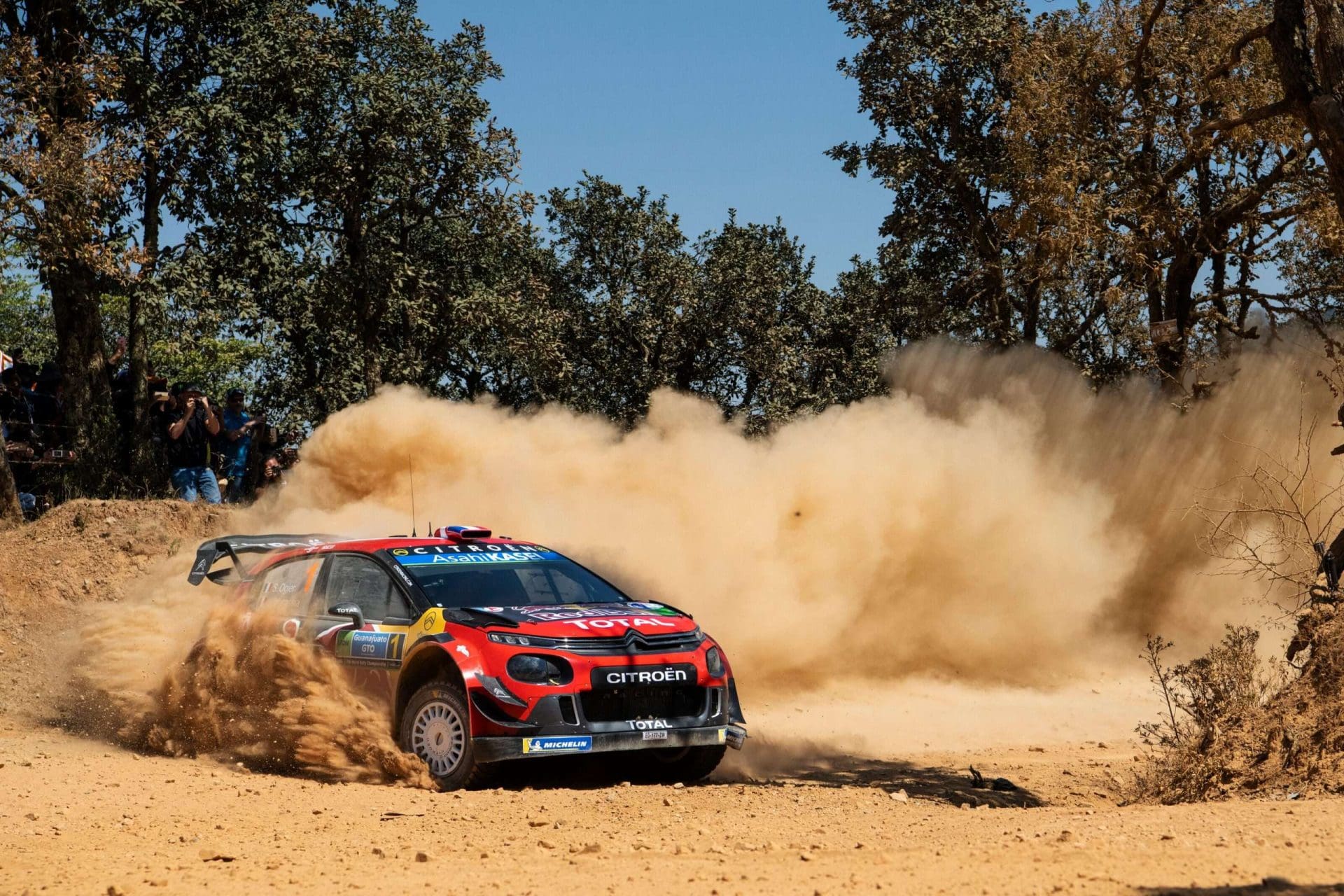 Ogier, Meksika’dan Zafer ile Dönüyor