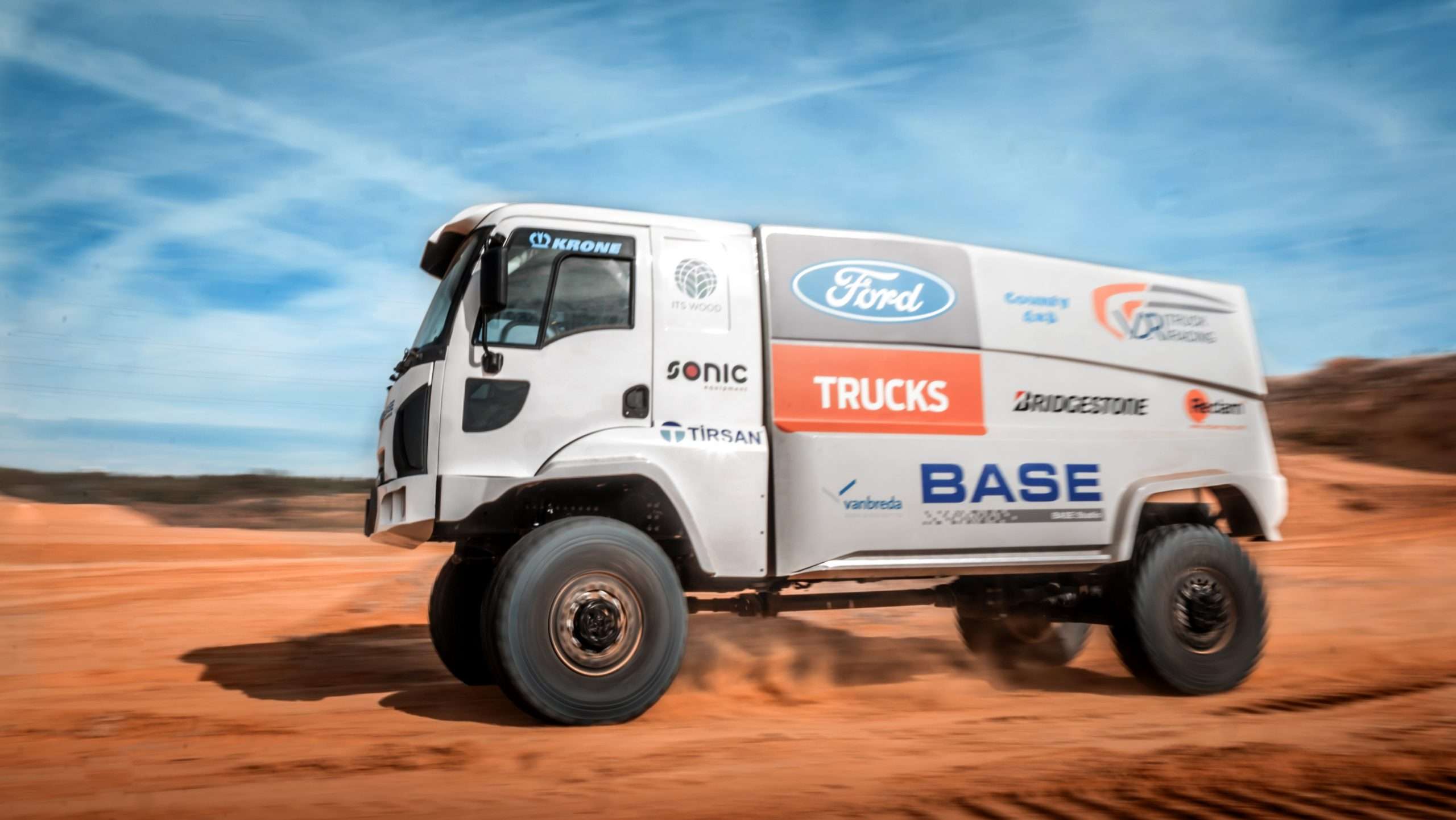 Ford Trucks, Motorsporları heyecanına ortak oluyor