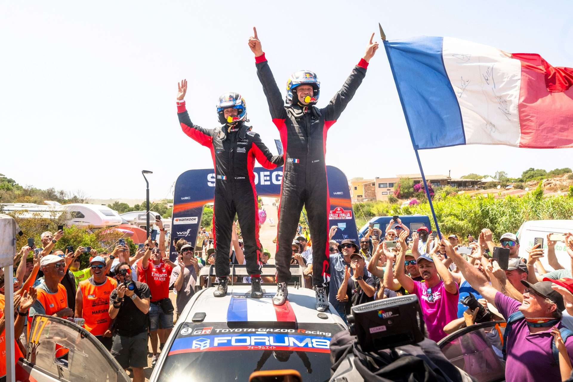 Ogier’den beşinci Sardunya galibiyeti