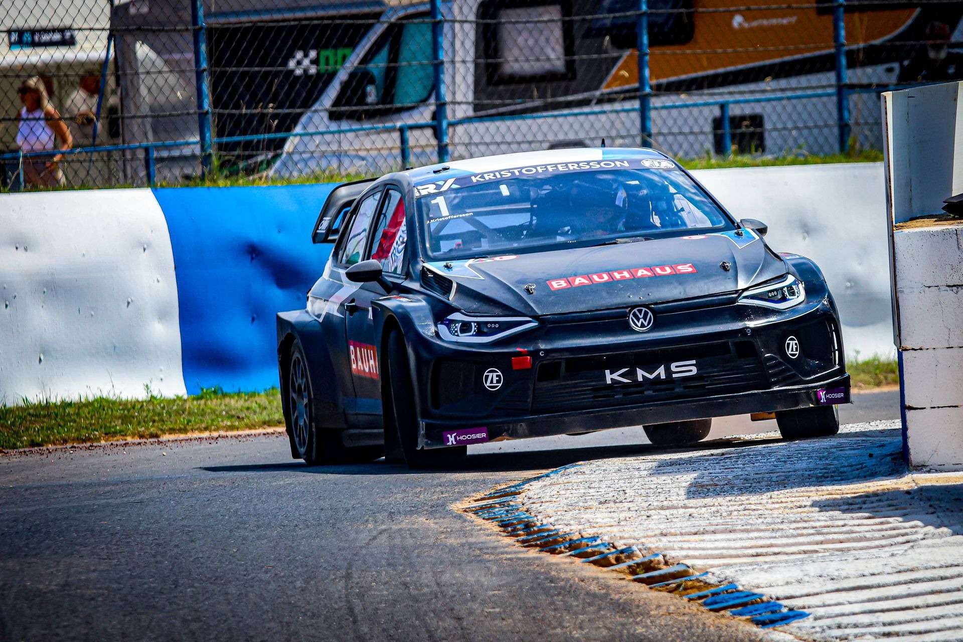 Kristoffersson Macaristan’da İlk Günün Lideri
