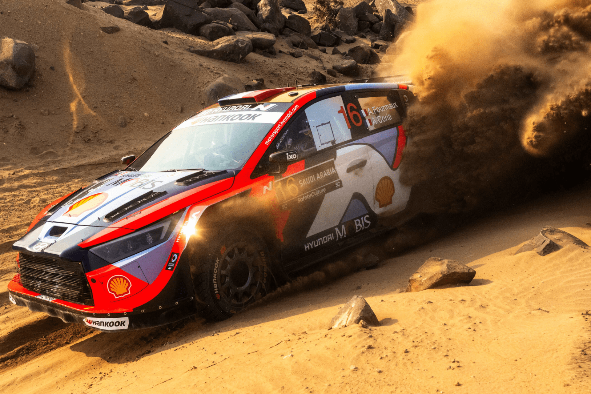 Fourmaux Lider, Ogier Evans’ın Önünde