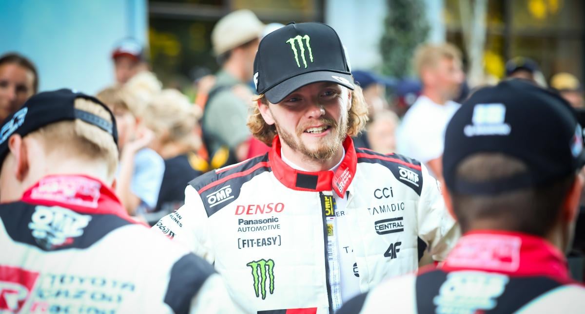 Oliver Solberg Toyota ile yarışırken