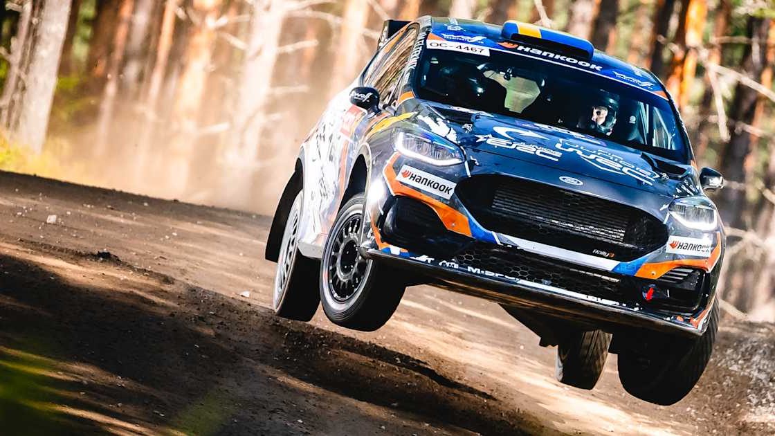 Beş sürücü Şili'de Junior WRC şampiyonluğu için yarışıyor.