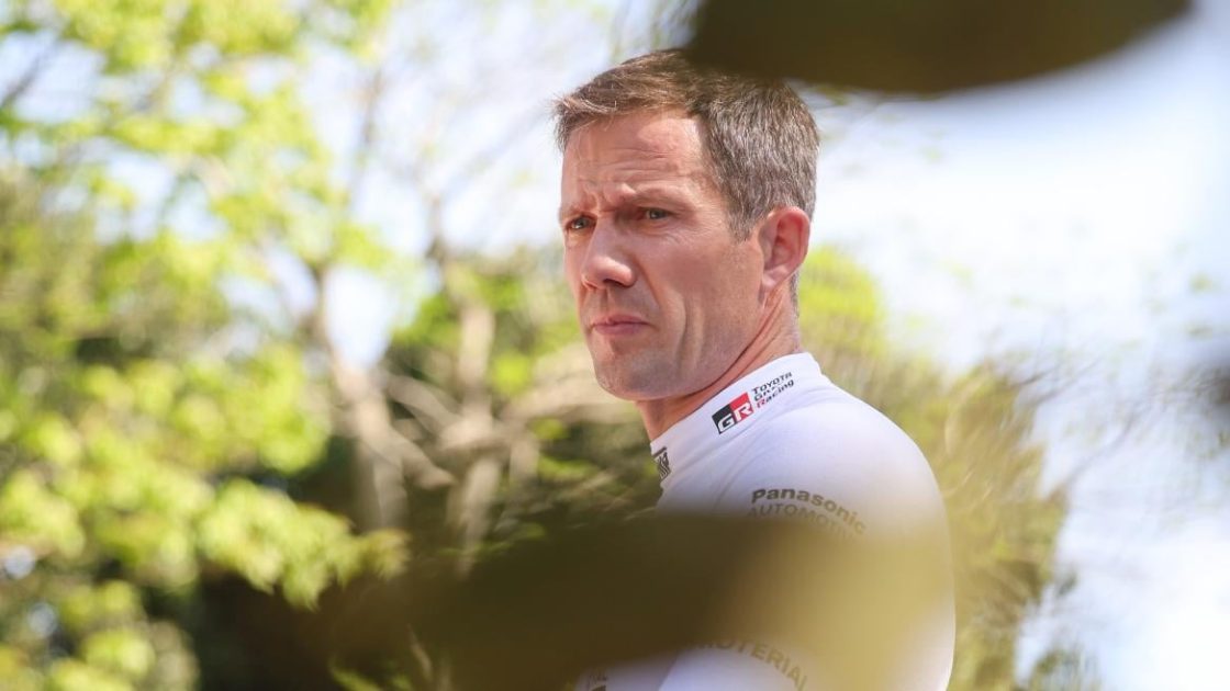 Sebastien Ogier Rally Sardinia'da yarışıyor.